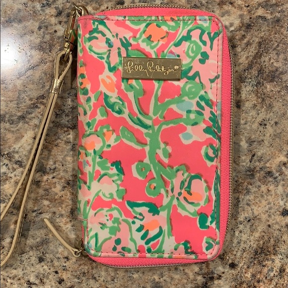 Lilly Pulitzer wristlet 💗 - Picture 1 of 6